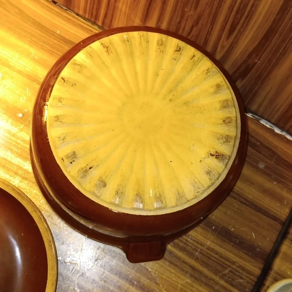 Vintage brown stoneware casserole dish lid